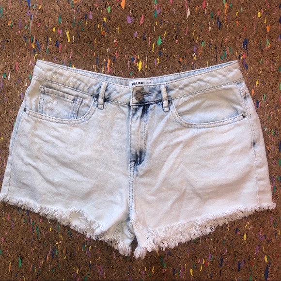 William Rast Denim Shorts - Picture 2 of 7